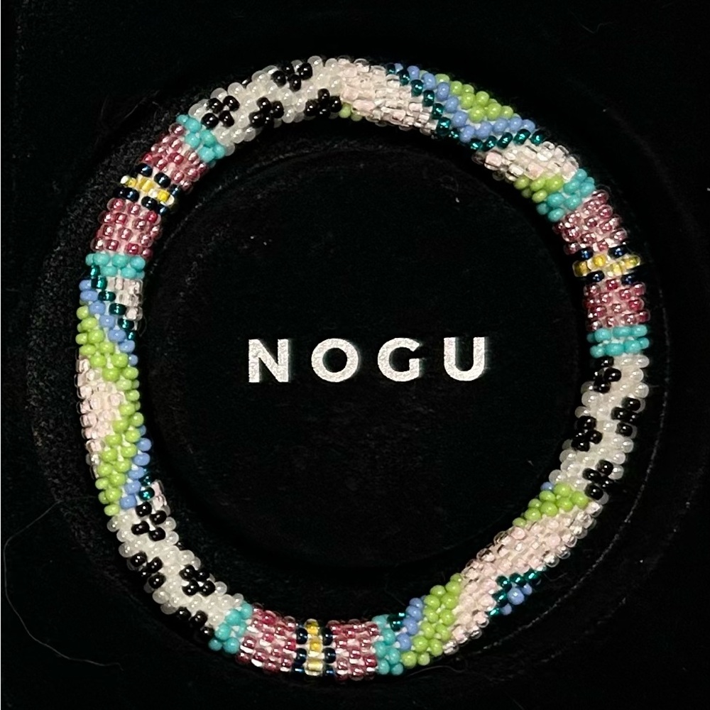 🖤🤍💚 Lotus Sky Multicoloured Himalayan Bracelet 🖤🤍💚